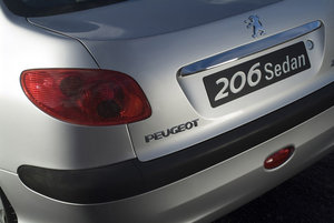 206sedan6.jpg