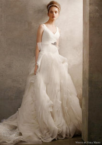 white-by-vera-wang-wedding-dresses.jpg