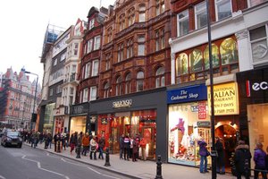 Shopping-in-London-2.jpg